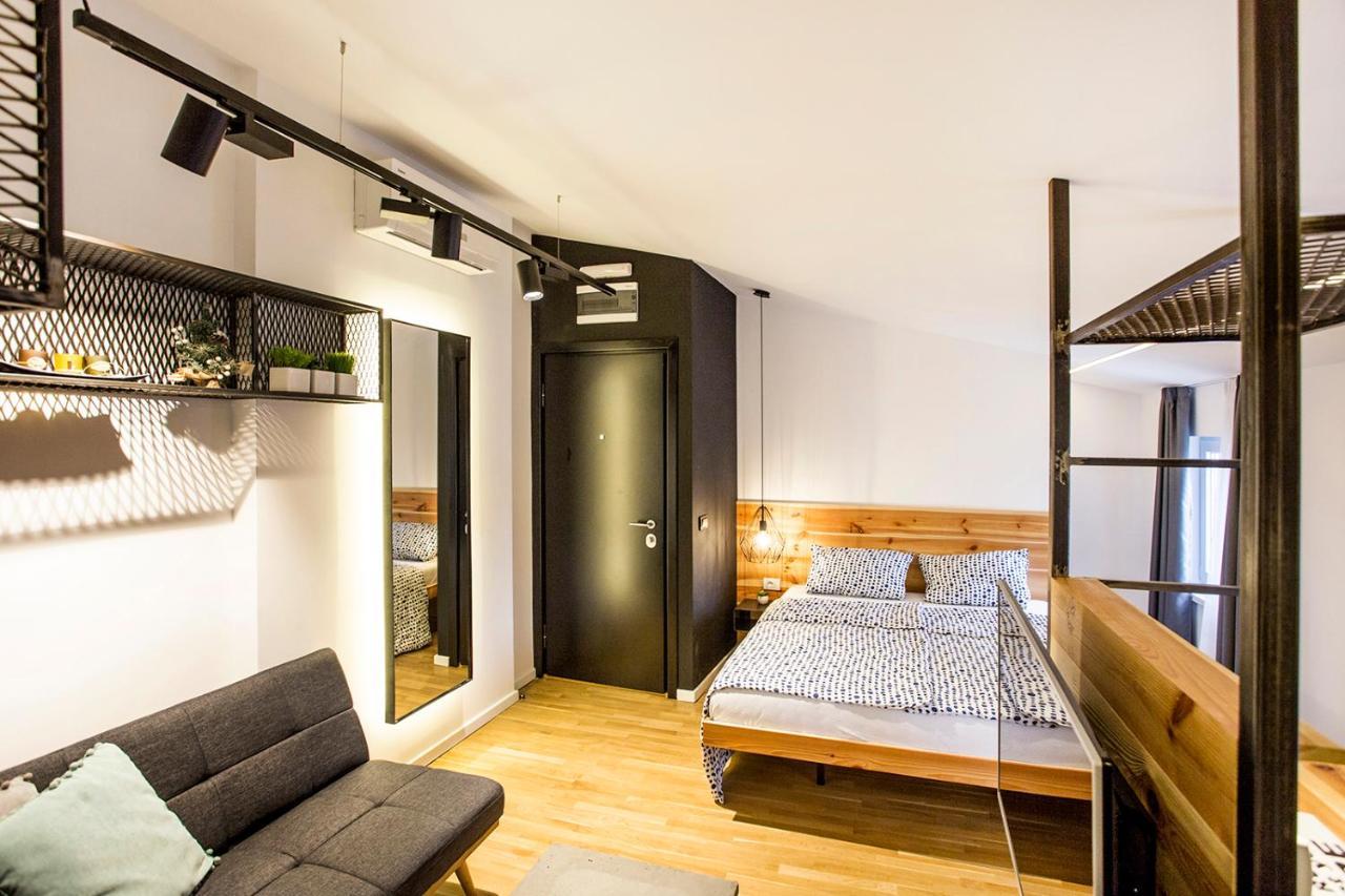 Atomic 2 Apartment Belgrade Exterior photo